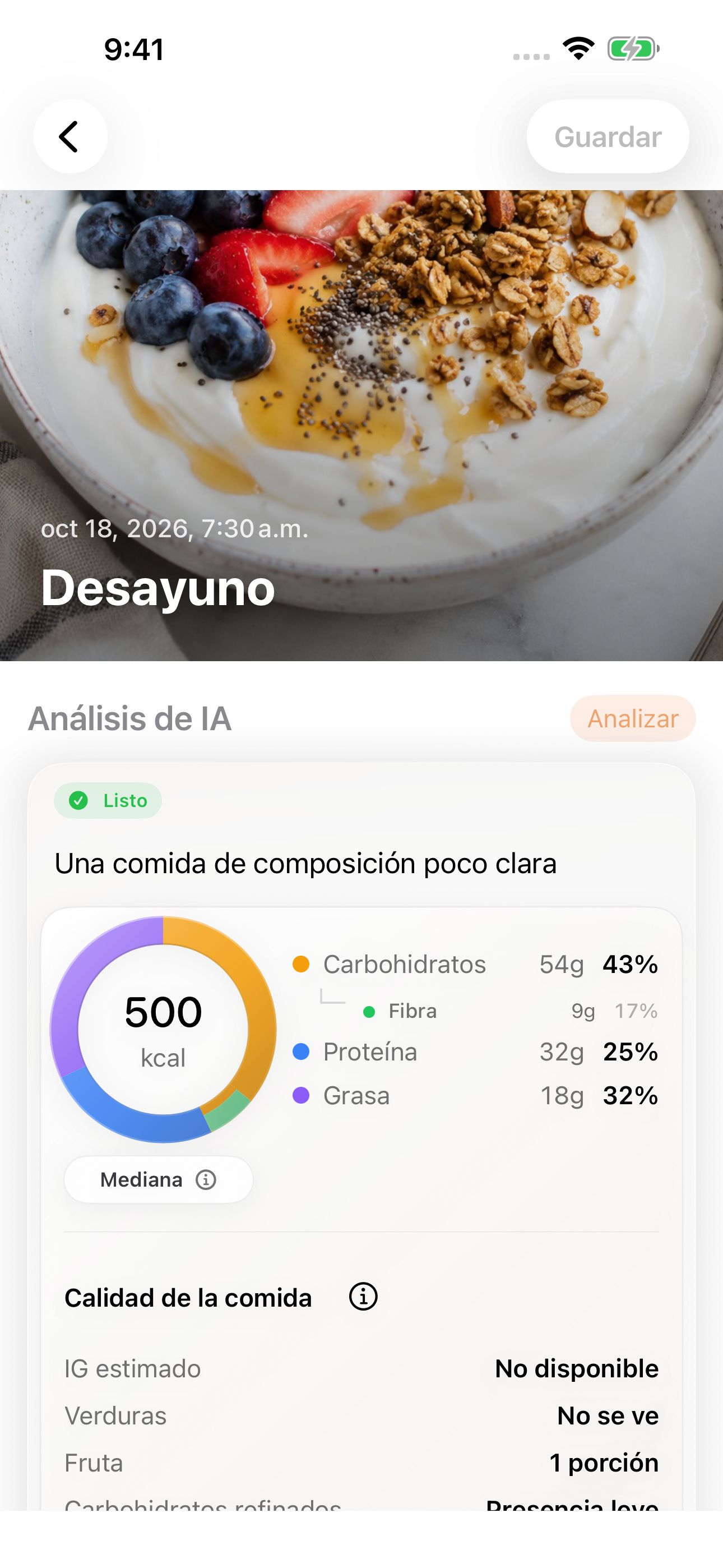 Foto del desayuno y nutrientes estimados junto a sus lecturas de glucosa registradas.